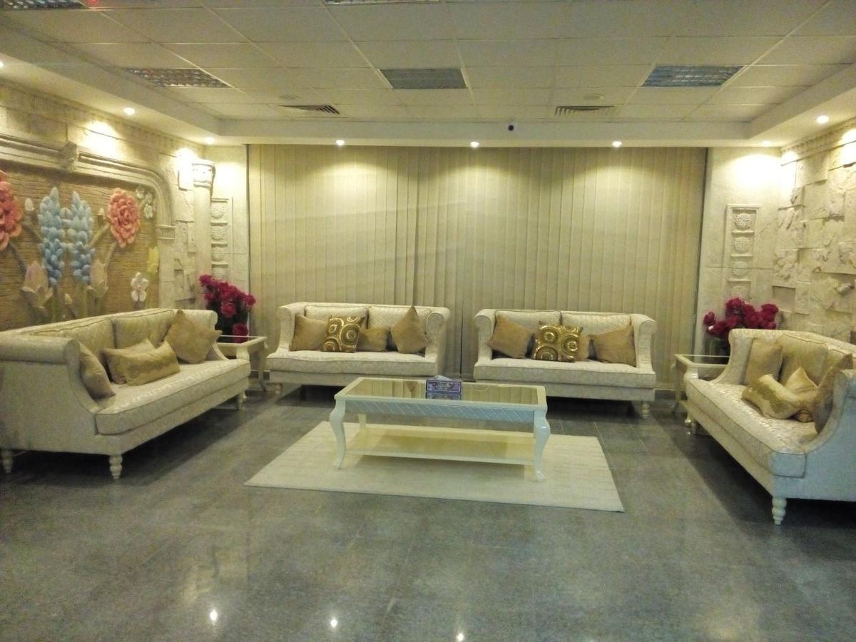 Platinium Hotel Apartments Seeb Esterno foto